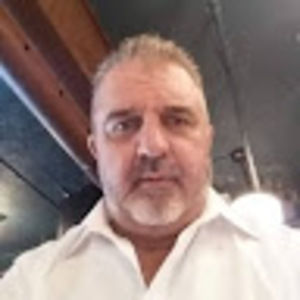 Meet your Posher, Simon